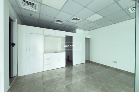 62m² Office in Business Bay, UAE No. 52649 9