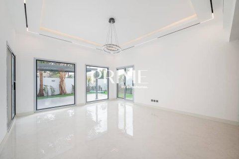 6 bedrooms Villa in Dubai, UAE No. 68246 27