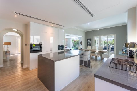 Villa de 5 chambres à Dubai Sports City, UAE No. 101585 8