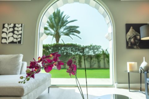 Villa de 5 chambres à Dubai Sports City, UAE No. 101585 5