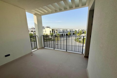 Villa de 4 dormitorios en Aura, UAE No. 101584 10