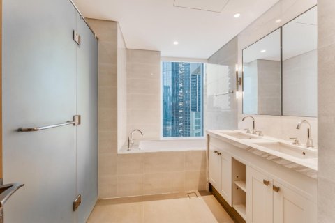 Appartement de 2 chambres à Downtown Dubai (Downtown Burj Dubai), UAE No. 101586 13