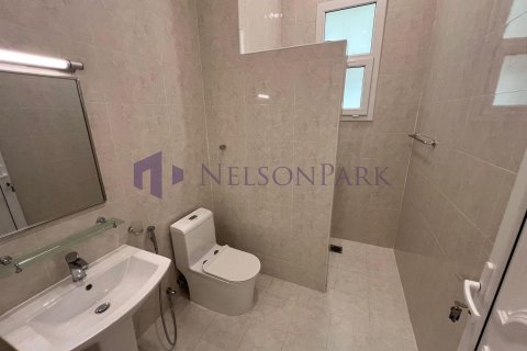 5 bedrooms Villa in Doha, Qatar No. 57892 5