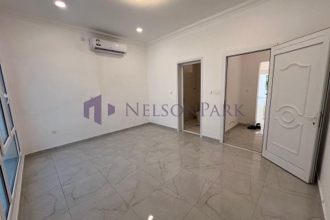 5 bedrooms Villa in Doha, Qatar No. 57892 13