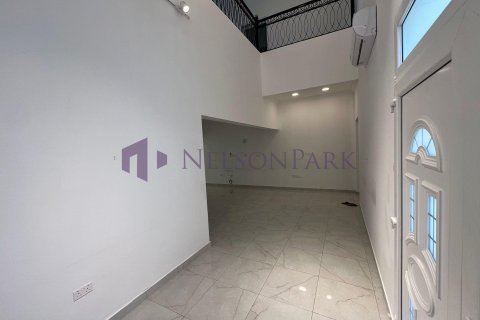 5 bedrooms Villa in Doha, Qatar No. 57892 20