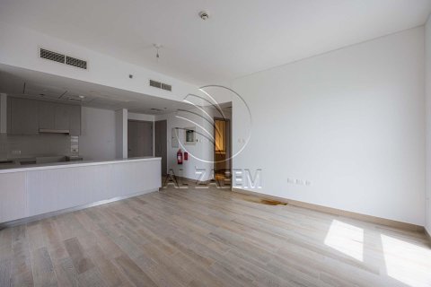 Apartment de 3 dormitorios en  Yas Island, UAE No. 90675 10