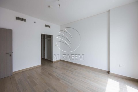 Apartment de 3 dormitorios en  Yas Island, UAE No. 90675 3