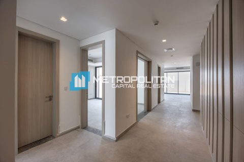 4 bedrooms Villa on the Saadiyat Island, UAE No. 91704 20