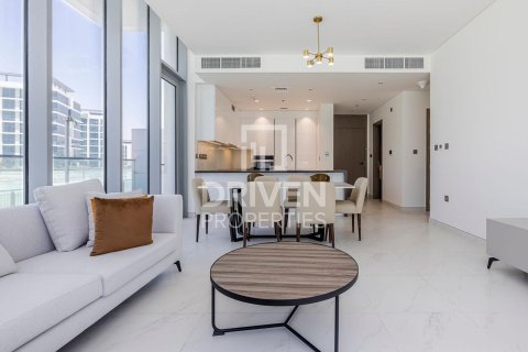 Appartement de 3 chambres à District One, UAE No. 85243 6