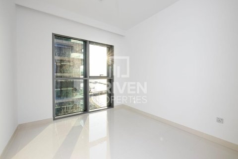 2 غرف نوم شقة في EMAAR Beachfront, الإمارات العربية المتحدة رقم 85242 5