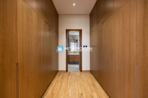 6 bedrooms Villa in Al Shamkha, UAE No. 91634 13