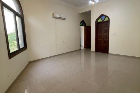 Villa de 6 chambres à Muscat, Oman No. 69229 4