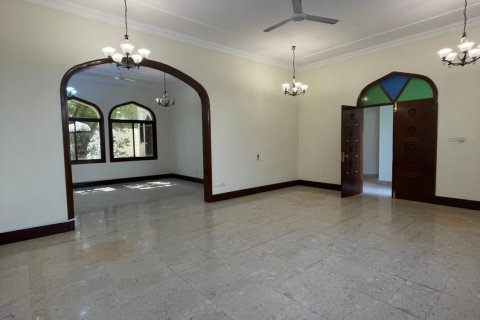 Villa de 6 chambres à Muscat, Oman No. 69229 3