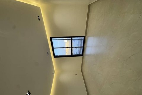Villa de 4 dormitorios en Riyadh, Saudi Arabia No. 69186 16