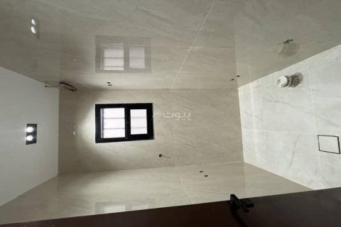 Villa de 4 dormitorios en Riyadh, Saudi Arabia No. 69186 15
