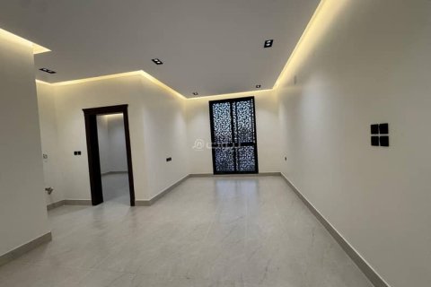 Villa de 4 dormitorios en Riyadh, Saudi Arabia No. 69186 19