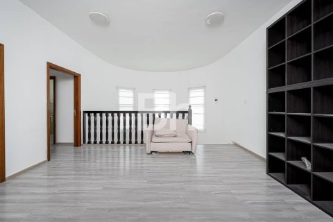 Villa de 5 dormitorios en Falcon City of Wonders, UAE No. 62931 16