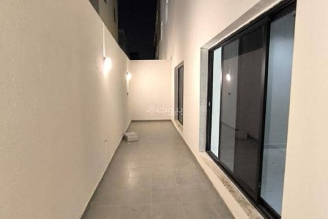 Квартира с 4 спальнями в Эр-Рияд, Саудовская Аравия №99558 12