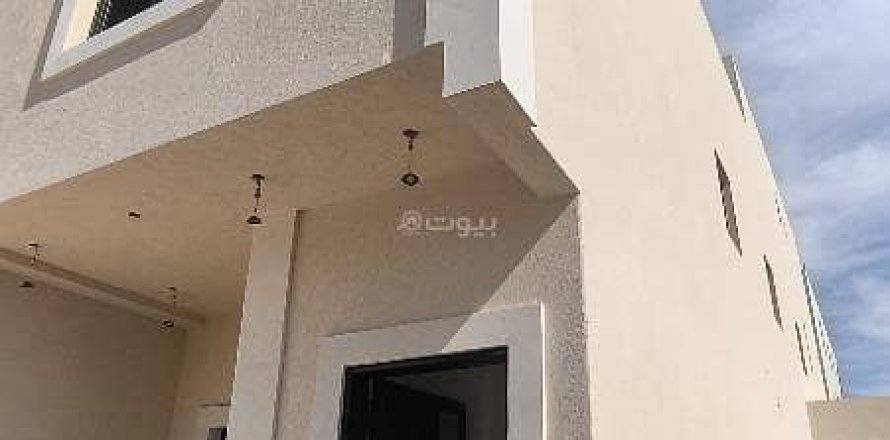 Квартира с 4 спальнями в Эр-Рияд, Саудовская Аравия №99554