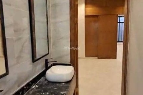Apartment de 5 dormitorios en Riyadh, Saudi Arabia No. 99557 11
