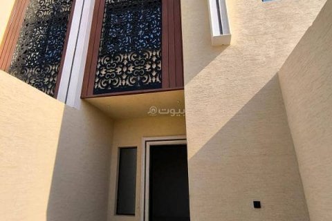 Квартира с 3 спальнями в Эр-Рияд, Саудовская Аравия №99559 3