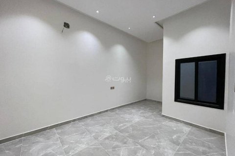 Вилла с 5 спальнями в Эр-Рияд, Саудовская Аравия №99555 4