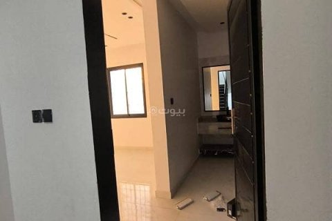 Apartment de 3 dormitorios en Riyadh, Saudi Arabia No. 99553 8