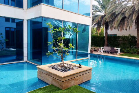 Villa de 4 dormitorios en Between Two Bridges, UAE No. 33398 19