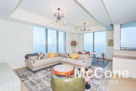 Apartment de 3 dormitorios en 5242, UAE No. 74794 2