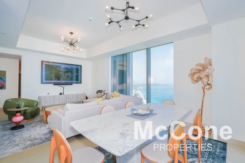 Apartment de 3 dormitorios en 5242, UAE No. 74794 6