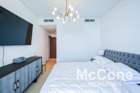 Apartment de 3 dormitorios en 5242, UAE No. 74794 14