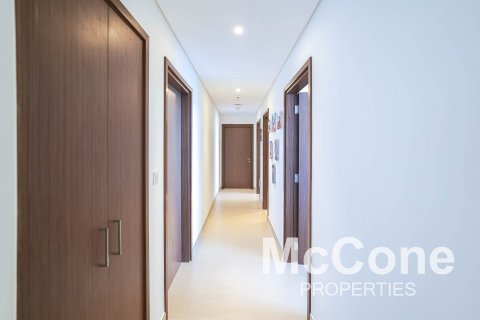 Apartment de 3 dormitorios en 5242, UAE No. 74794 18