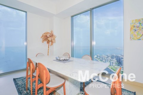 Apartment de 3 dormitorios en 5242, UAE No. 74794 10