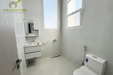 5 bedrooms Villa in Al Qusaidat, UAE No. 74808 19