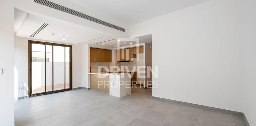 Квартира с 4 спальнями в Villanova, ОАЭ №85312