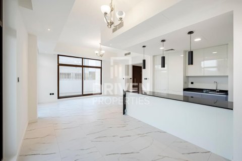 4 bedrooms Townhouse in District 11, UAE No. 85310 3