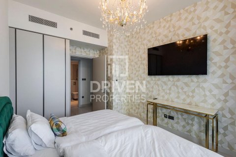 Квартира с 2 спальнями в EMAAR Beachfront, ОАЭ №85307 14