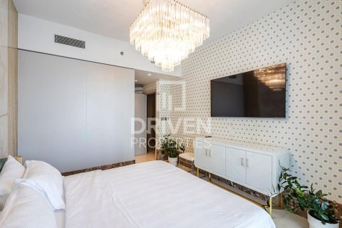 Квартира с 2 спальнями в EMAAR Beachfront, ОАЭ №85307 11