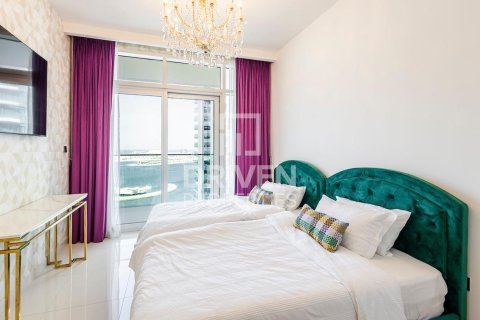 Квартира с 2 спальнями в EMAAR Beachfront, ОАЭ №85307 5