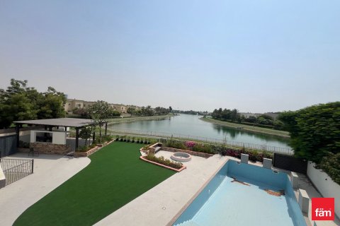 Villa de 6 chambres à Dubai, UAE No. 99941 2
