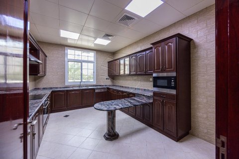 Villa de 8 dormitorios en Al Bateen, UAE No. 91523 26