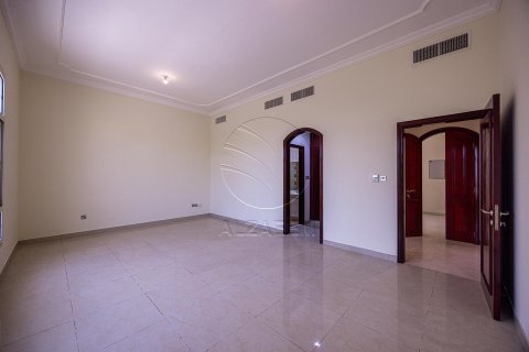 Villa de 8 dormitorios en Al Bateen, UAE No. 91523 15
