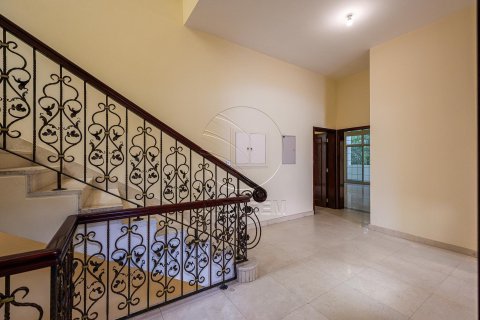 Villa de 8 dormitorios en Al Bateen, UAE No. 91523 23