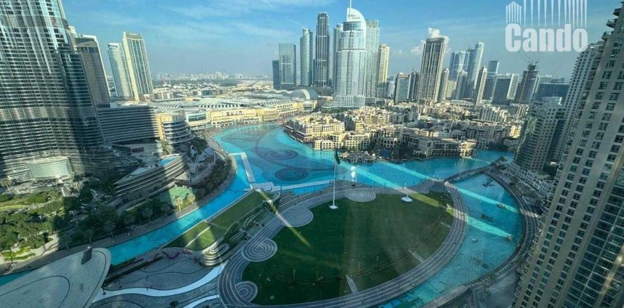 Apartment de 3 dormitorios en Opera District, UAE No. 76625