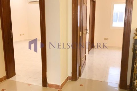 3 bedrooms Villa in Doha, Qatar No. 57761 12