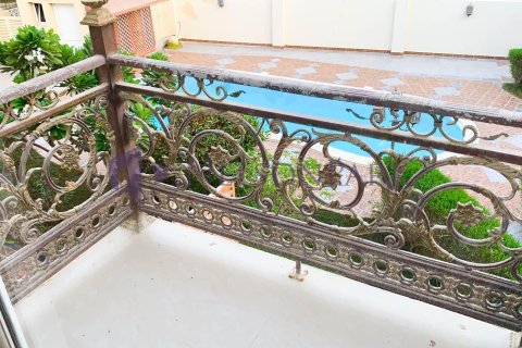 3 bedrooms Villa in Doha, Qatar No. 57761 9