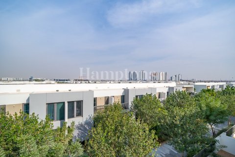 4 bedrooms Villa in Aura, UAE No. 72921 21