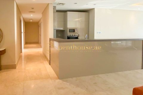 3 bedrooms Apartment in Palm Jumeirah, UAE No. 78544 6