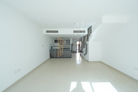 3 bedrooms Villa in Al Reef, UAE No. 46916 4