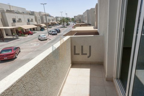 3 bedrooms Villa in Al Reef, UAE No. 46916 2